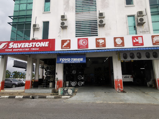 Lee Tyre & Auto services Sdn Bhd