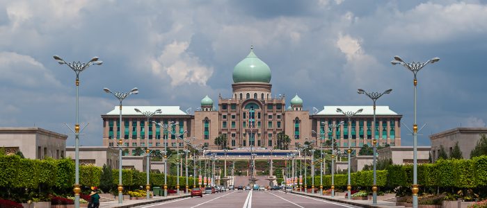 Putrajaya: Keindahan Bandar Pusat Pentadbiran Malaysia – Pemandangan Kota, Seni Bina Moden & Taman Hijau